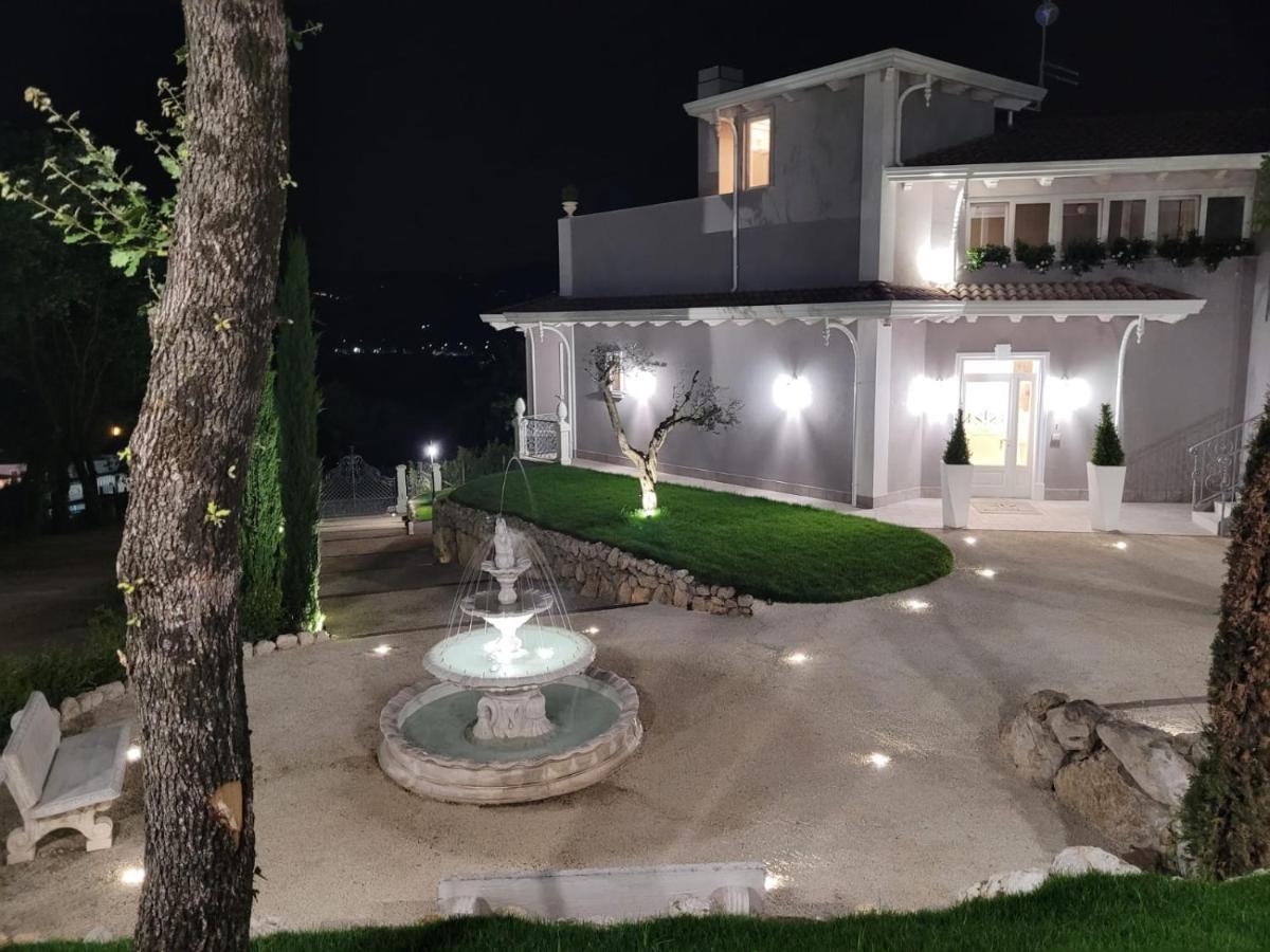 Tenuta Santo Stefano Azienda Agrituristica Santo Stefano del Sole Extérieur photo